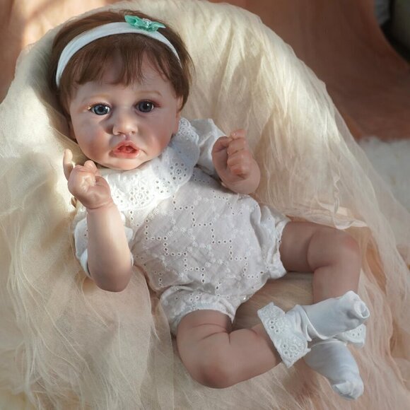 Reborn Baby Dolls Girl With Realistic Vinyl with Weighted Cloth Body - Picture 7 of 7